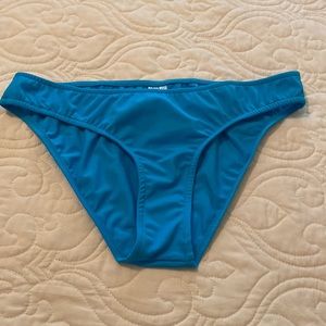 Venus scoop front bottom New